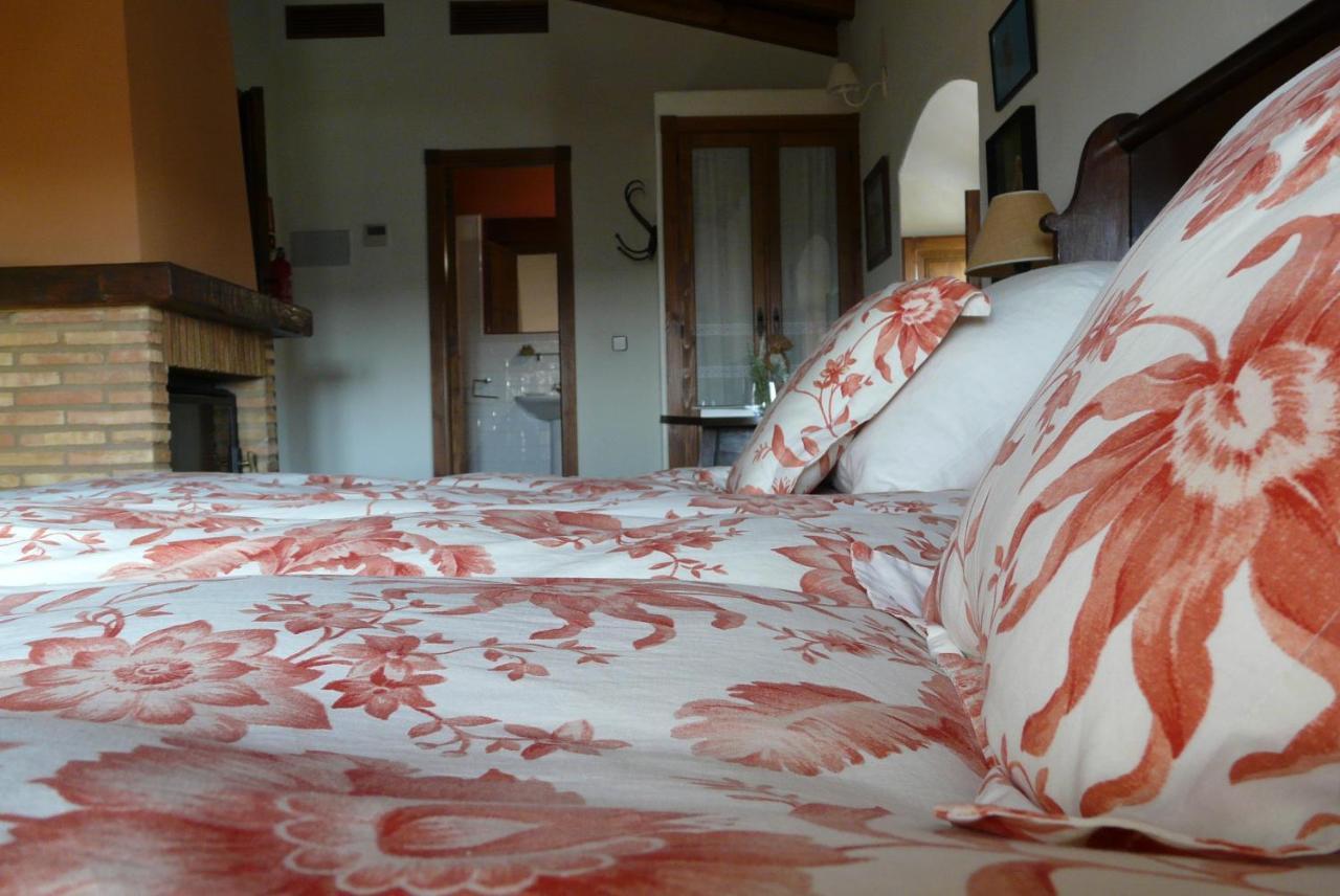 Palacio Viejo De Las Corchuelas Torrejón el Rubio Eksteriør billede