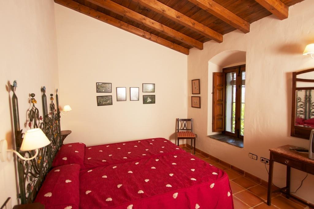 Palacio Viejo De Las Corchuelas Torrejón el Rubio Værelse billede