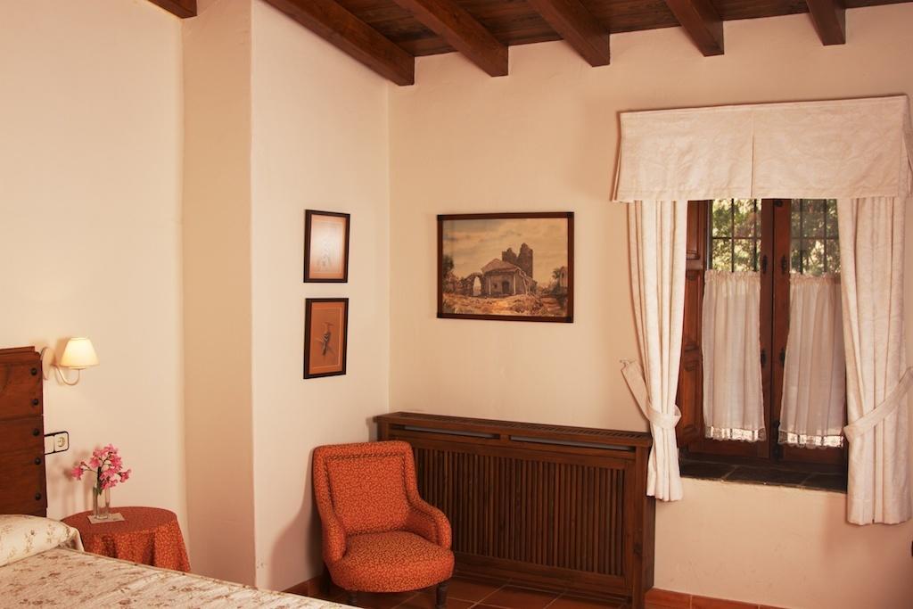 Palacio Viejo De Las Corchuelas Torrejón el Rubio Eksteriør billede