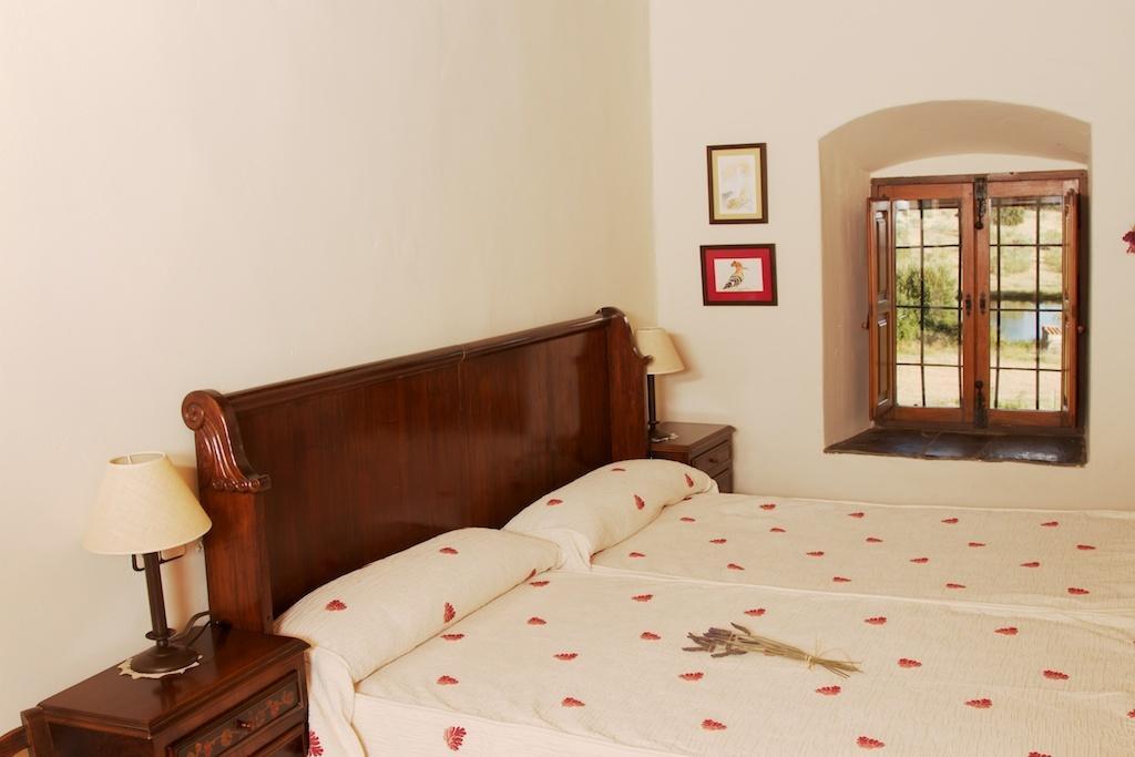 Palacio Viejo De Las Corchuelas Torrejón el Rubio Værelse billede