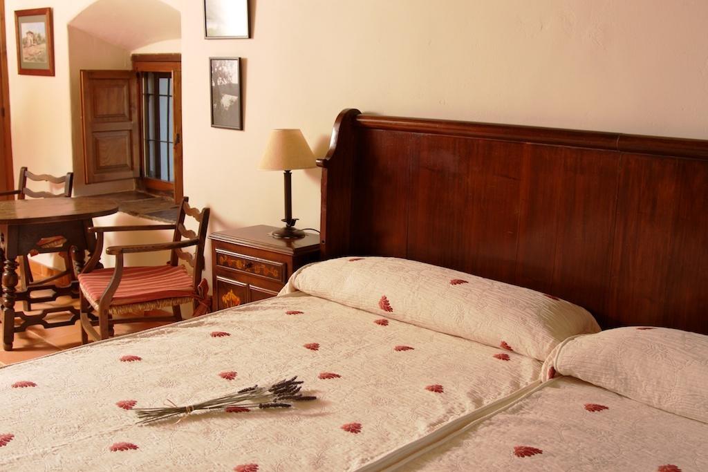 Palacio Viejo De Las Corchuelas Torrejón el Rubio Eksteriør billede